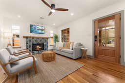 Stylish, Charming Home In The Heart of San Antonio