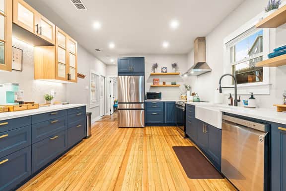 5-Star Family-Friendly 3BR Walk to Pearl Riverwalk
