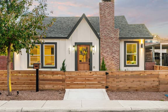 5-Star Family-Friendly 3BR Walk to Pearl Riverwalk